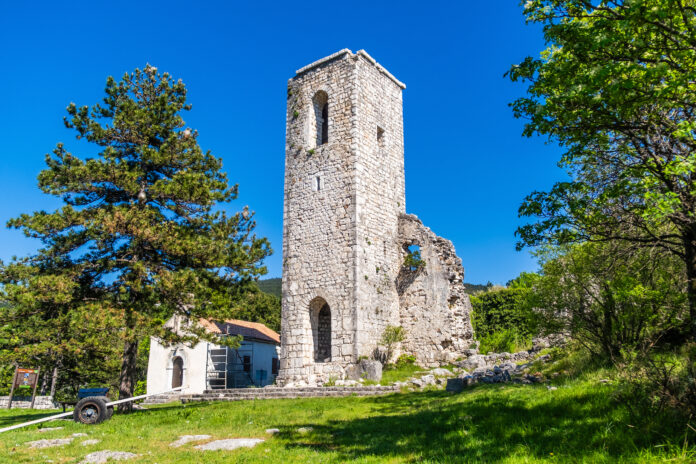 Unplanned Adventures in the Kvarner Region: I Discovered The Old Town Hreljin Unplanned Adventures in the Kvarner Region: I Discovered The Old Town Hreljin