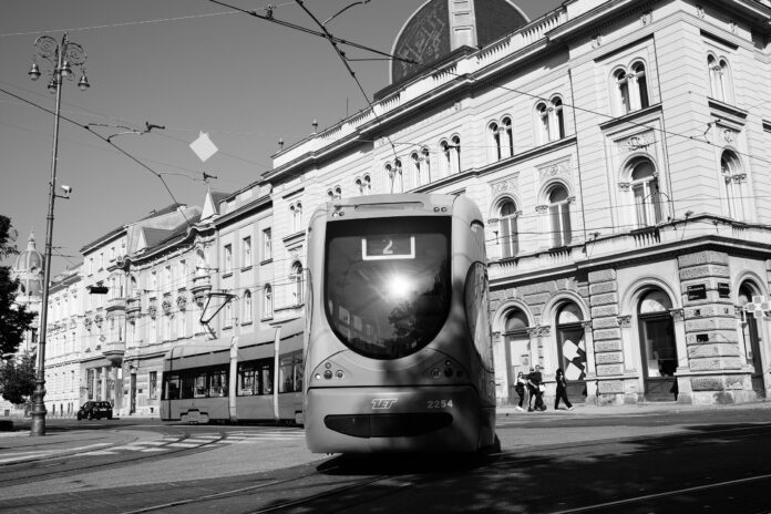Experimenting With The Black And White Photos Part II: Random Photos Around The City Experimenting With The Black And White Photos Part II: Random Photos Around The City