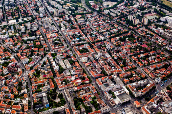 Three Years and 1,126 Streets Later: Mapping Zagreb Pauses for Winter Three Years and 1,126 Streets Later: Mapping Zagreb Pauses for Winter