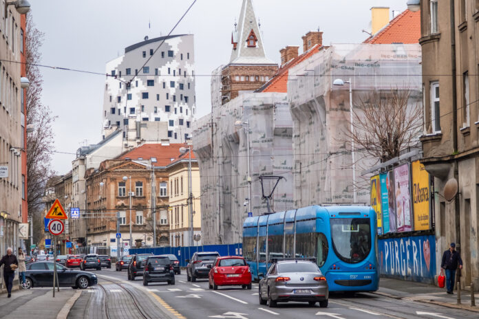 Urban Pulse: A Glimpse into Zagreb’s Timeless Energy Urban Pulse: A Glimpse into Zagreb’s Timeless Energy