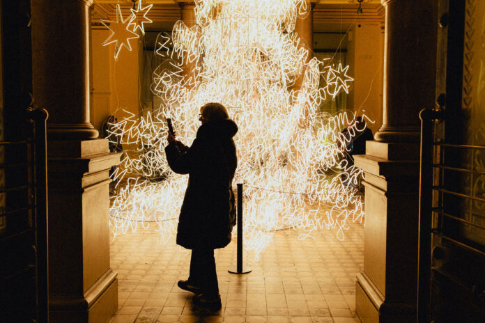 Prvi Snijeg Light Installation in Oktogon Passage, Zagreb – Having fun with the X-Pro1 Prvi Snijeg Light Installation in Oktogon Passage, Zagreb – Having fun with the X-Pro1