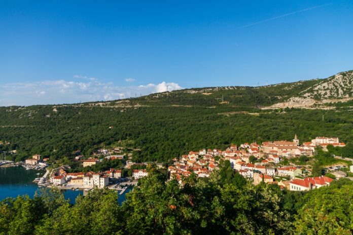 Bakar, Croatia: A Historic Port Town, Its Hilltop Castle & Adriatic Heritage Bakar, Croatia: A Historic Port Town, Its Hilltop Castle & Adriatic Heritage
