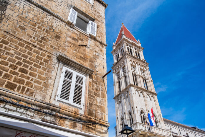 Trogir, Croatia: A UNESCO World Heritage Town of Romanesque-Gothic Splendor Trogir, Croatia: A UNESCO World Heritage Town of Romanesque-Gothic Splendor